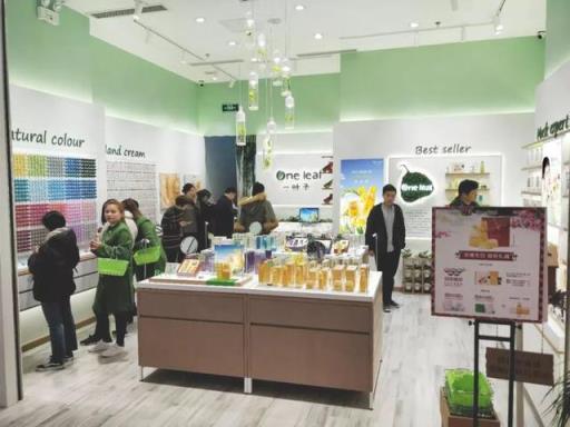 国内十大品牌化妆品排行,中国知名化妆品品牌(附2022年最新排名前十榜单)