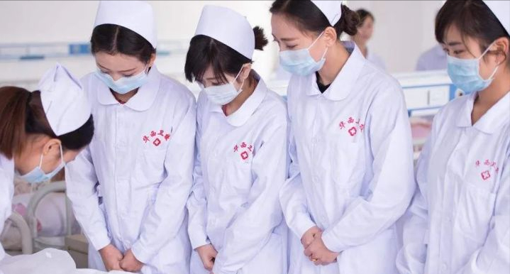 贵州最好的卫校排行榜前十名(2023贵州卫校十强院校名单一览表)插图 贵州最好的卫校排行榜前十名,2023贵州卫校十强院校名单一览表(附2022年最新排名前十榜单)