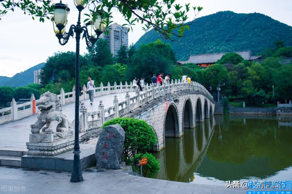 中国避暑城市排行榜,中国夏天最凉快的10个避暑城市(附2022年最新排名前十榜单)
