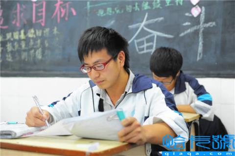 宁波十大高中排行榜,浙江省宁波市镇海中学上榜(附2022年最新排名前十榜单)