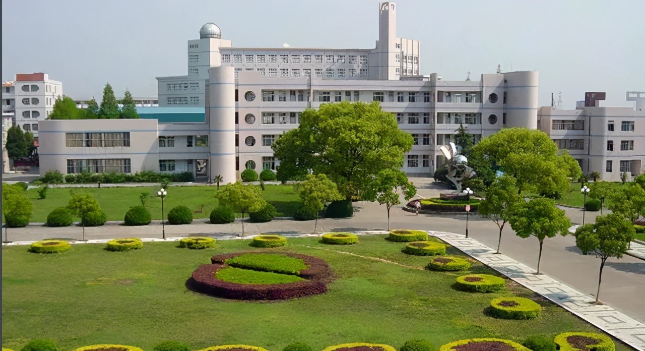 宁波中学排名一览表2022最新,宁波中学排名和录取分数(附2022年最新排行榜前十名单)