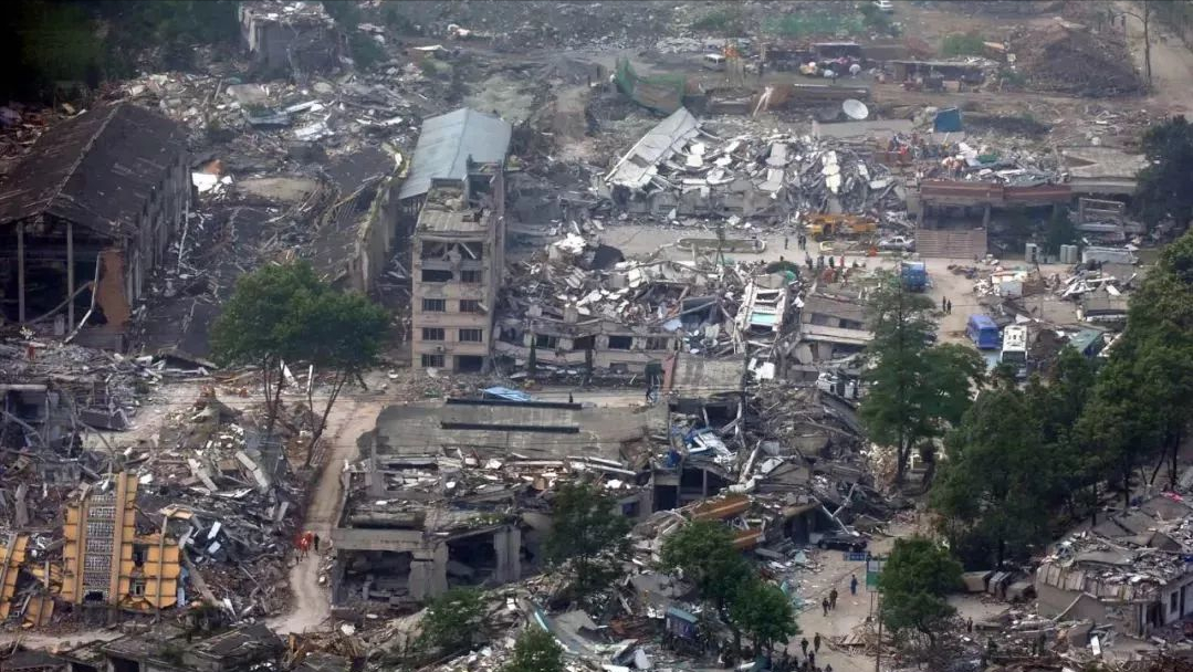 中国历史上的大地震盘点,令人悲痛!中国历史上伤亡惨重的十大地震,汶川第六,唐山第四(附2022年最新排名前十榜单)