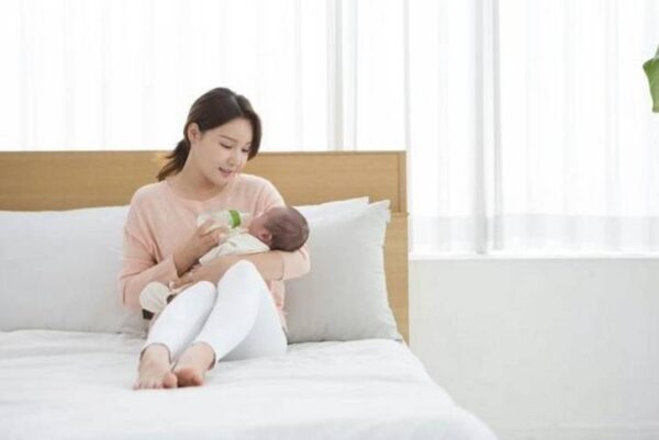 -1 两周岁的孩子只会叫爸爸妈妈正常吗,两岁宝宝会叫爸妈其他话不说怎么办(附2022年最新排行榜前十名单)
