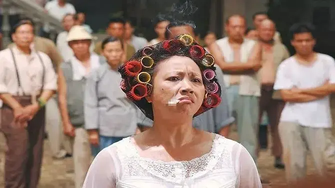 2022喜剧电影排行榜前十名2022,10部笑到肚子疼的电影(附2022年最新排名前十榜单)