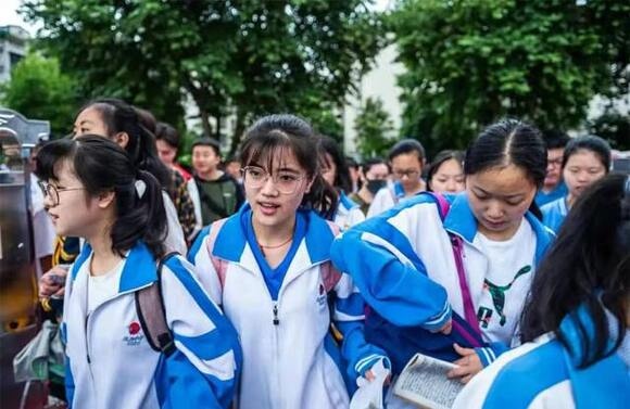 2022江苏高中排名一览表,江苏名牌高中排行榜(附2022年最新排行榜前十名单)