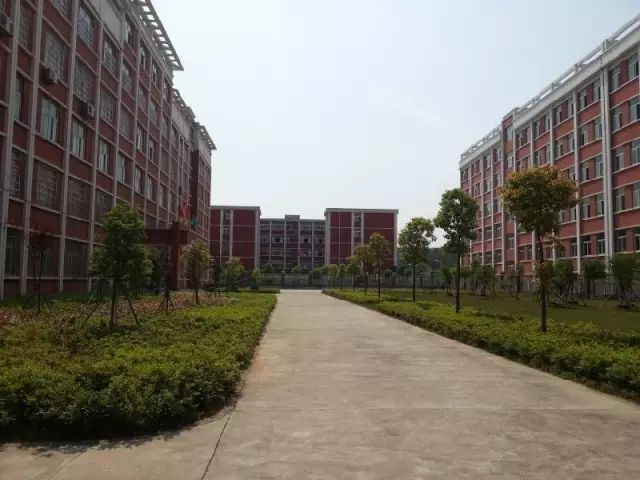 上饶市最好的职高排行榜 2023排名前十的学校名单一览表插图2 上饶市最好的职高排行榜,2023排名前十的学校名单一览表(附2022年最新排行榜前十名单)
