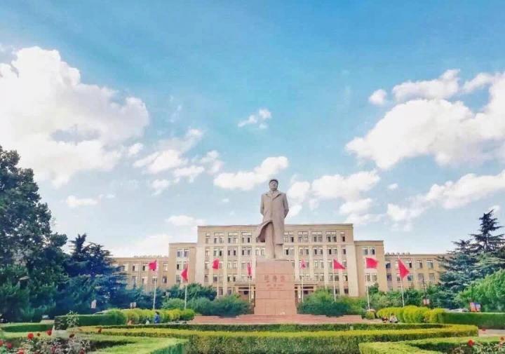 全国高校2022年最新排行榜(北大已经连续两年排名第一)插图 全国高校2022年最新排行榜,北大已经连续两年排名第一(附2022年最新排名前十榜单)