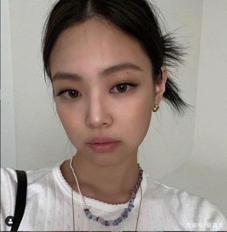 jennie香奈儿套装,jennie穿过的香奈儿(附2022年最新排名前十榜单)