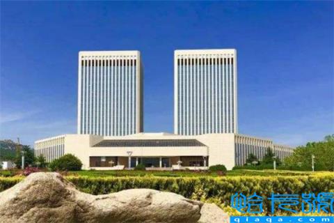 山东公办一本大学排行榜:济南大学上榜,第一有119年历史(附2022年最新排名前十榜单)
