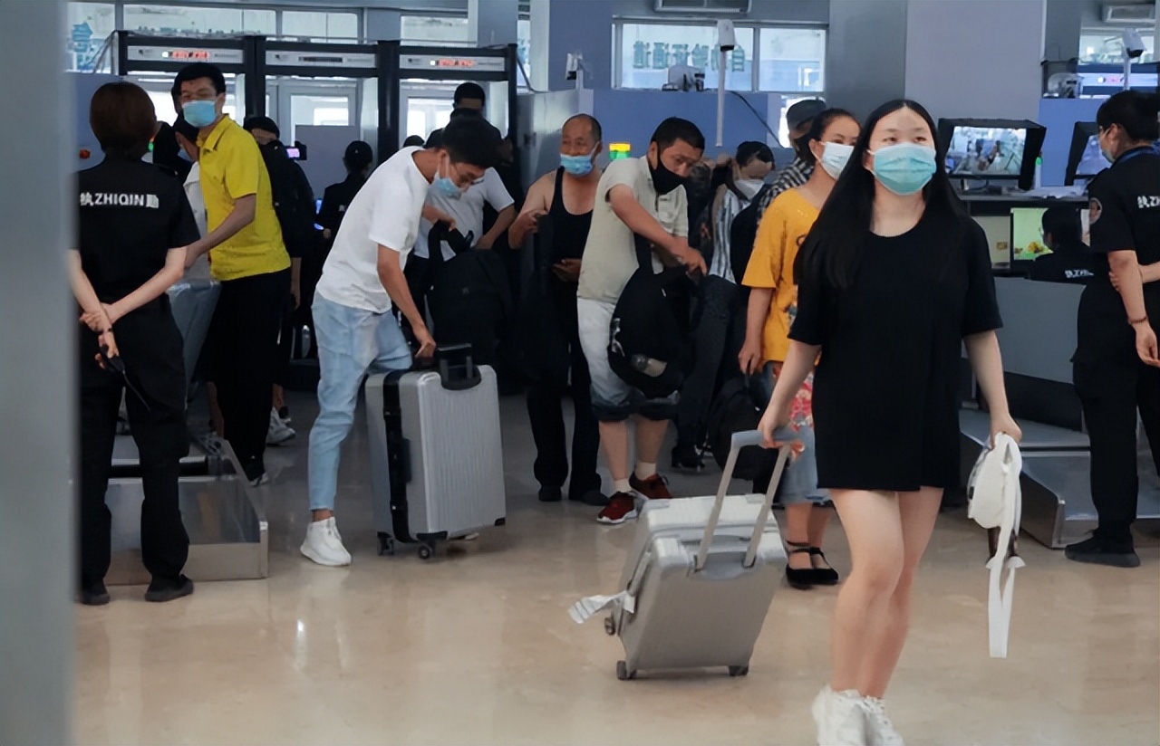08bdfa6d64994a1a9e9491de56f32f22-1 大学放假时间,2022全国各高校暑假放假时间公布(附2022年最新排名前十榜单)