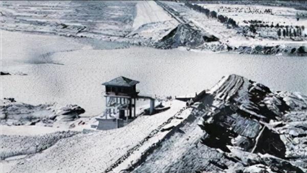 中国历史上的大地震盘点,令人悲痛!中国历史上伤亡惨重的十大地震,汶川第六,唐山第四(附2022年最新排名前十榜单)