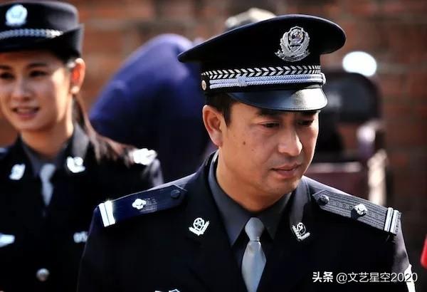 张嘉译最近的电视剧,张嘉译十大经典电视剧(附2022年最新排行榜前十名单)