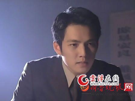 钟汉良的个人信息资料,钟汉良最近主演的电视剧有哪些(附2022年最新排行榜前十名单)