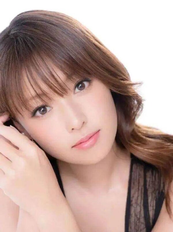 日本最美明星排行榜前十名(好看的日本明星排名榜)-1 日本最美明星排行榜前十名,好看的日本明星排名榜(附2022年最新排行榜前十名单)