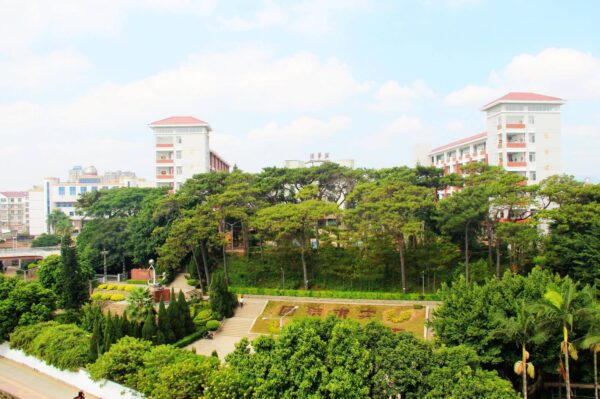 莆田市高中学校排名一览表(莆田市重点高中有哪几所)-1 莆田市高中学校排名一览表,莆田市重点高中有哪几所(附2022年最新排行榜前十名单)