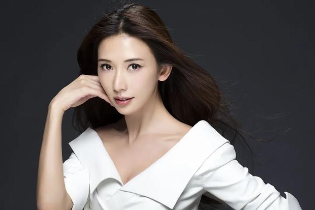 中国十大美女明星,外媒评选十大最美华人女星(附2022年最新排行榜前十名单)