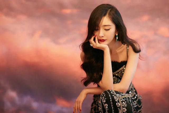 中国十大美女明星,外媒评选十大最美华人女星(附2022年最新排行榜前十名单)