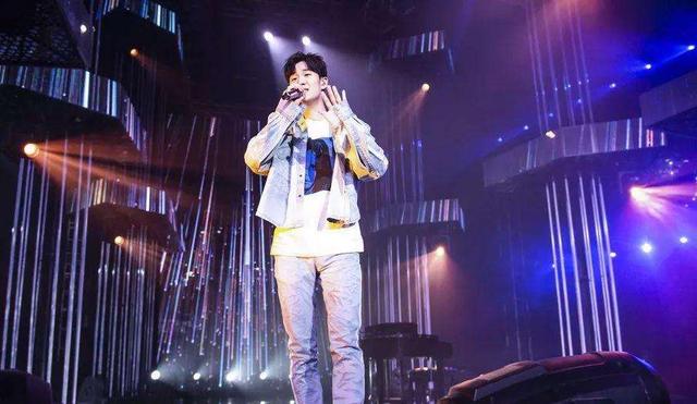 男生ktv必点歌曲,k歌男生必点十大曲(附2022年最新排行榜前十名单)