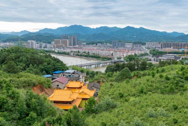 中国空气质量排名(全国哪里的空气质量最好)-1 中国空气质量排名,全国哪里的空气质量最好(附2022年最新排行榜前十名单)