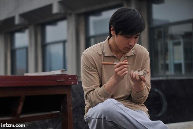 致我们终将逝去的青春歌曲,致终将逝去的青春感悟(附2022年最新排行榜前十名单)
