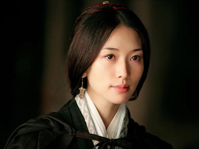 中国十大美女明星,外媒评选十大最美华人女星(附2022年最新排行榜前十名单)