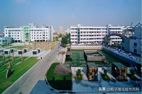泰州市最好的高中学校排名(泰州市十大中学排行榜)-1 泰州市最好的高中学校排名,泰州市十大中学排行榜(附2022年最新排行榜前十名单)