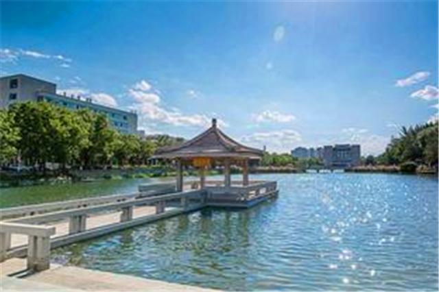 最新中国大学排名2023一览表,最新中国大学排名一览表(附2022年最新排行榜前十名单)