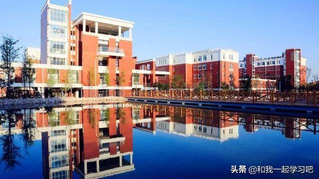 青岛的重点高中排名前十名单(青岛十大高中学校介绍)插图3 青岛的重点高中排名前十名单,青岛十大高中学校介绍(附2022年最新排行榜前十名单)
