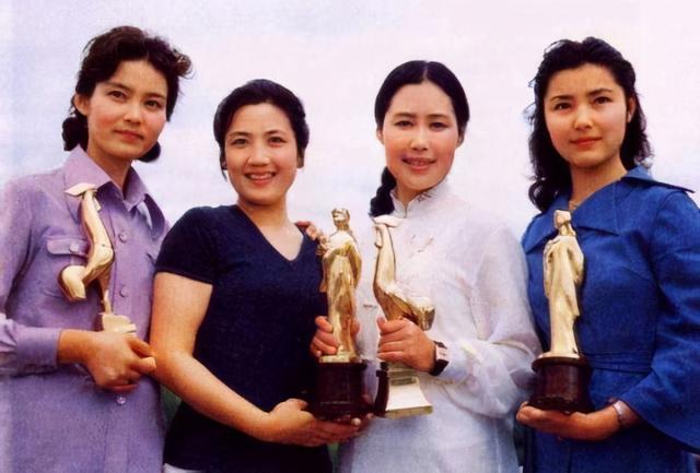 潘虹个人资料,老公是谁,60岁无儿无女的潘虹一生的经历(附2022年最新排行榜前十名单)