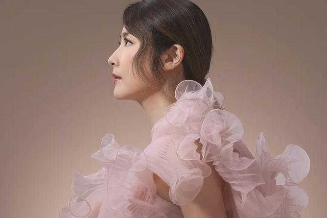 中国十大美女明星,外媒评选十大最美华人女星(附2022年最新排行榜前十名单)