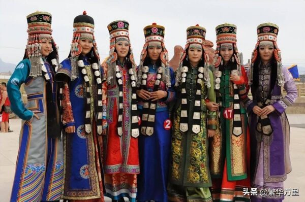 蒙古国人口和面积多少(蒙古国工资一个月多少钱)-1 蒙古国人口和面积多少,蒙古国工资一个月多少钱(附2022年最新排行榜前十名单)