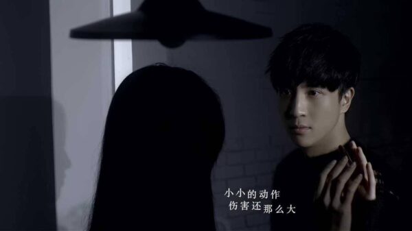十大最伤感歌曲排名(最最伤感的歌曲都有哪些)-1 十大最伤感歌曲排名,最最伤感的歌曲都有哪些(附2022年最新排行榜前十名单)