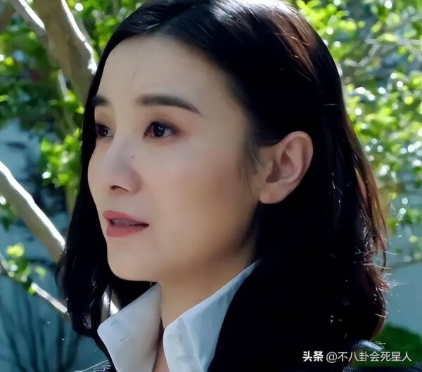 演员热度前十排名榜(最受欢迎的演员排名)-1 演员热度前十排名榜,最受欢迎的演员排名(附2022年最新排行榜前十名单)