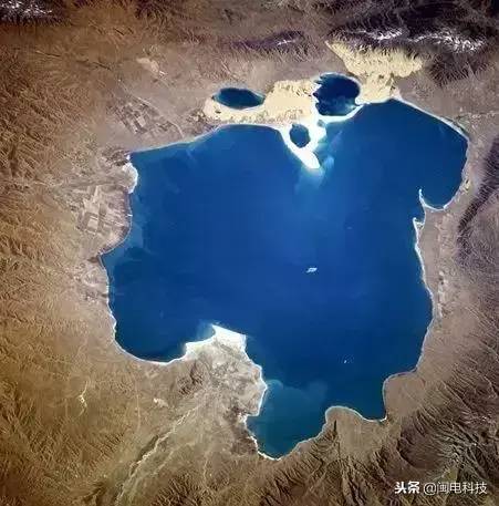 中国面积最大的咸水湖是什么湖(中国十大咸水湖排名)-1 中国面积最大的咸水湖是什么湖,中国十大咸水湖排名(附2022年最新排行榜前十名单)