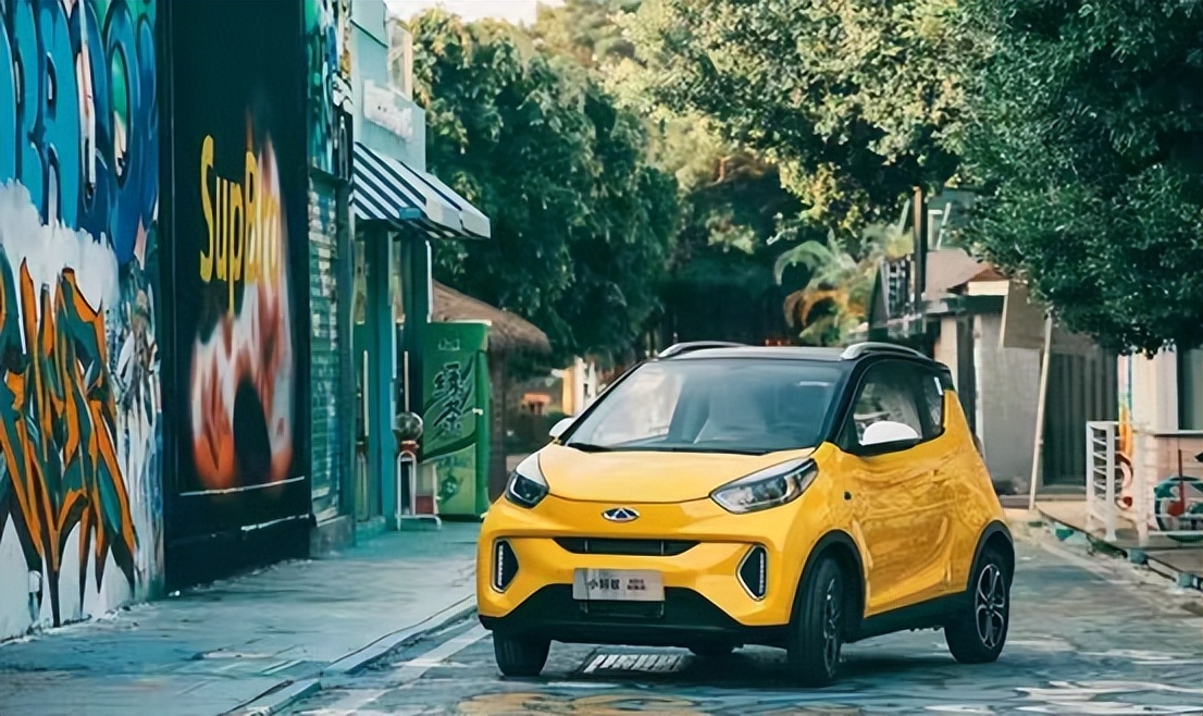 奇瑞小蚂蚁新能源汽车2022款价格,与五菱mini比那个好?(附最新排行榜前十名单)