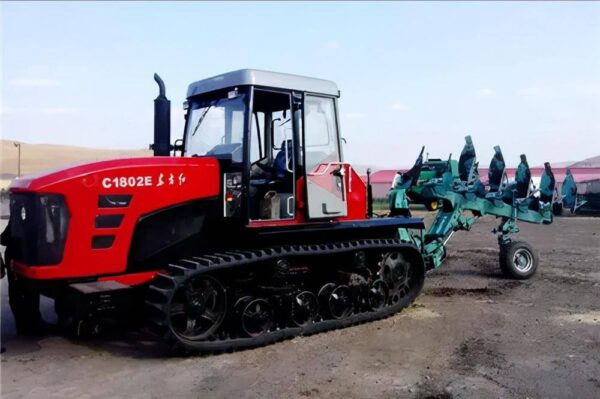 世界十大拖拉机品牌排行榜(世界著名拖拉机品牌有哪些)-1 世界十大拖拉机品牌排行榜,世界著名拖拉机品牌有哪些(附2022年最新排行榜前十名单)