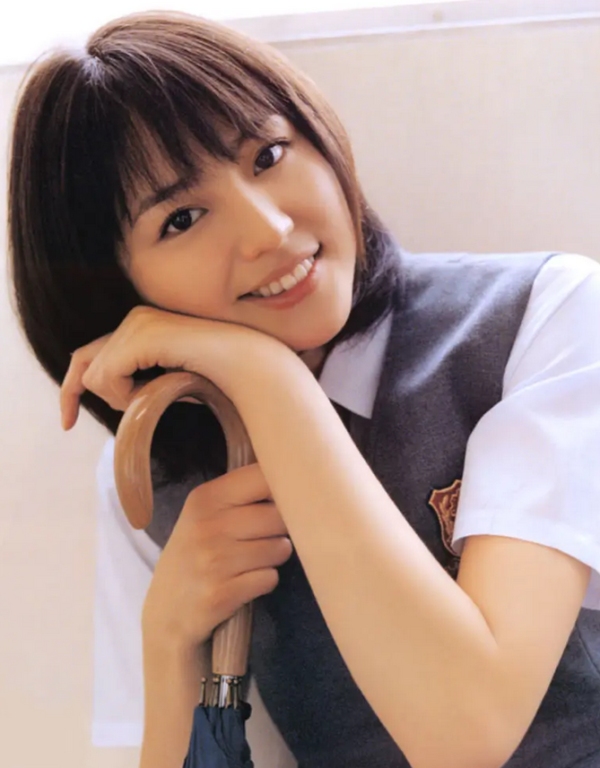 日本最美明星排行榜前十名(好看的日本明星排名榜)-1 日本最美明星排行榜前十名,好看的日本明星排名榜(附2022年最新排行榜前十名单)