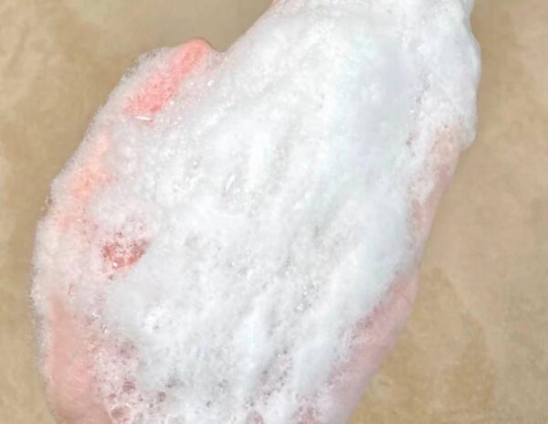 氨基酸洗面奶哪个牌子好(含氨基酸洗面奶排行榜)-1 氨基酸洗面奶哪个牌子好,含氨基酸洗面奶排行榜(附2022年最新排行榜前十名单)