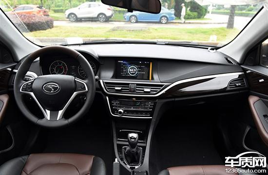 家用经济型轿车排名,4款经济型家用轿车推荐(附2022年最新排行榜前十名单)